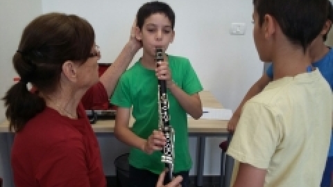 thumbs_נעמי-קלרינט.jpg