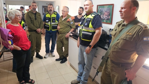 צוותי המועצה בשטח.jpg
